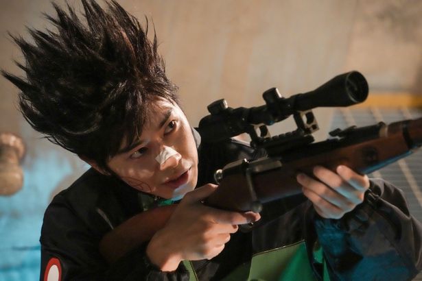 眞霜平助役を戸塚純貴が演じる