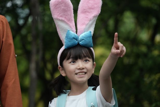 坂本花役を吉本実由が演じる