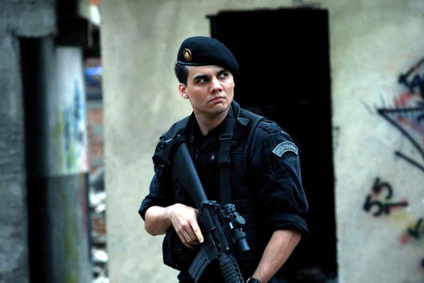 「エリート・スクワッド」シリーズで注目を集め、一躍国際派俳優の仲間入り