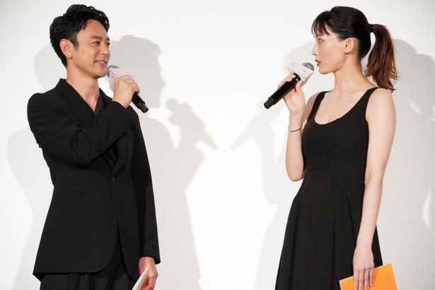 『人はなぜラブレターを書くのか』初日舞台挨拶の様子