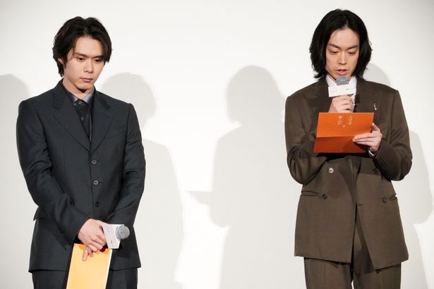 『人はなぜラブレターを書くのか』初日舞台挨拶の様子