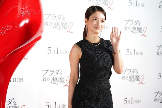 芯のある女性をテーマにしたファッションとのこと