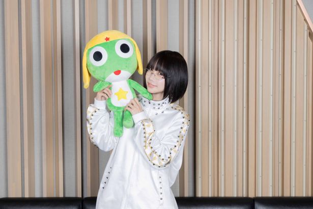 主題歌を書き下ろしたano