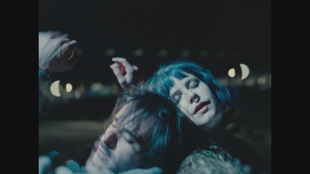 チャーリー・カウフマン監督作『青い世界の扉が開くとき』