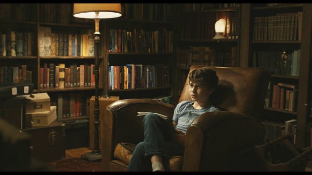 祖父と過ごした経験が、チャックにどのような影響を与えるのか