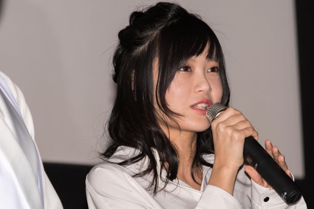 「5年後、この作品を観て恥ずかしがりながらお酒飲みたい」と語るRaMu