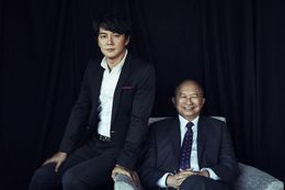 2月9日(金)公開の『マンハント』でタッグを組んだジョン・ウー監督と福山雅治にインタビュー！