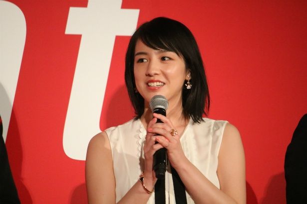 百田里香役の桜庭ななみ