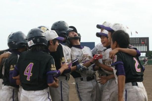 少年たちが野球に打ち込む姿がまぶしい！