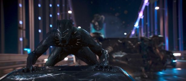 漆黒のボディスーツはあらゆる衝撃を吸収する！