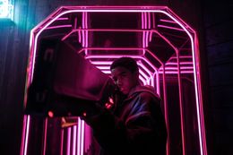 新感覚SF『KIN/キン』には「ストレンジャー・シングス」との共通項がいっぱい!?