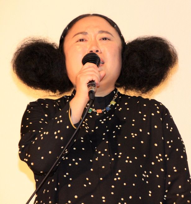 初日舞台挨拶に登壇した江上敬子(ニッチェ)