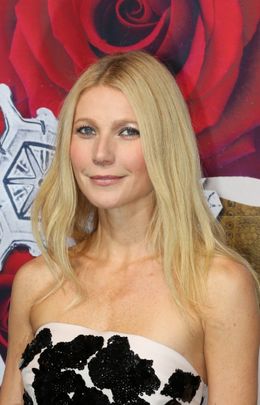 40代に見えない美しさと絶賛されていたが…