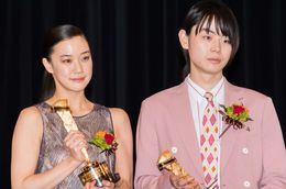 蒼井優と菅田将暉が第91回キネマ旬報ベスト・テン表彰式に登場！