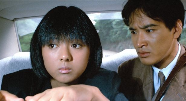 生々しいディープキスも話題となった『探偵物語』