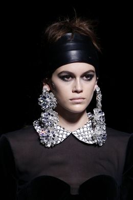 ファッション・ウィークに登場したカイア・ガーバー