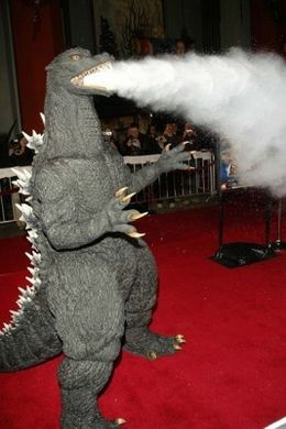 今まで以上の迫力に期待 ※2004年『ゴジラ FINAL WARS』のワールドプレミアより