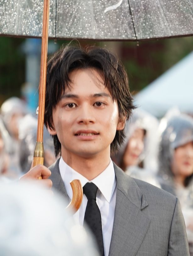 坂本の同期で、戦闘能力の高い変装の達人、南雲役の北村匠海