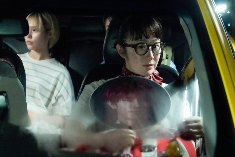 『マジカル・シークレット・ツアー』有村架純の“闇バイト仲間”を演じる黒木華＆南沙良の新規場面写真が公開！