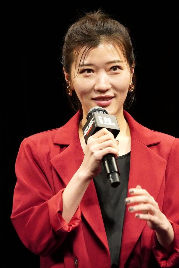 新宿中央署・組織犯罪対策課の刑事、吉井みゆき役のヒコロヒー