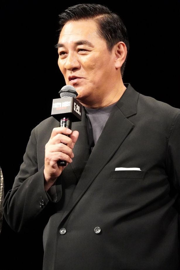 岩城組・組長、岩城良平役のピエール瀧