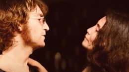 1970年代初頭のニューヨークの空気、ジョンとヨーコの息遣いを臨場感たっぷりに体感できる『ジョン・レノン＆オノ・ヨーコ：One to One』