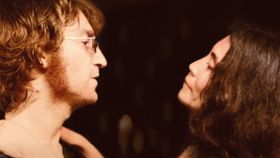 1970年代初頭のニューヨークの空気、ジョンとヨーコの息遣いを臨場感たっぷりに体感できる『ジョン・レノン＆オノ・ヨーコ：One to One』
