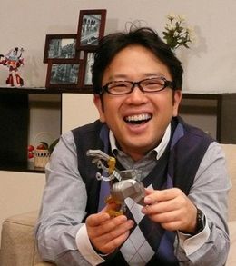 「この年になって、本気で集めようと思ってます」と語るお父さん役・天野ひろゆき
