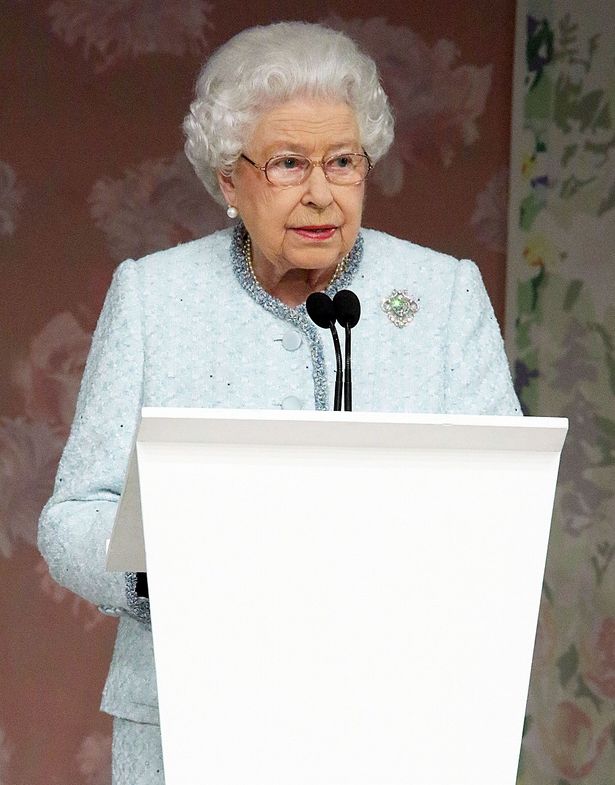 91歳にも関わらず公務に熱心な姿が絶賛されたエリザベス女王