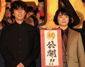 RADWIMPSも駆けつけた！