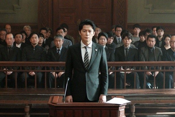 『三度目の殺人』が最多6部門で作品賞を受賞