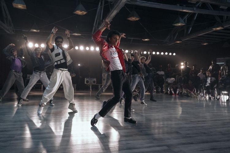 マイケル・ジャクソンの伝記映画『Michael／マイケル』が北米No. 1発進！批評家と観客の評価は真っ二つに？