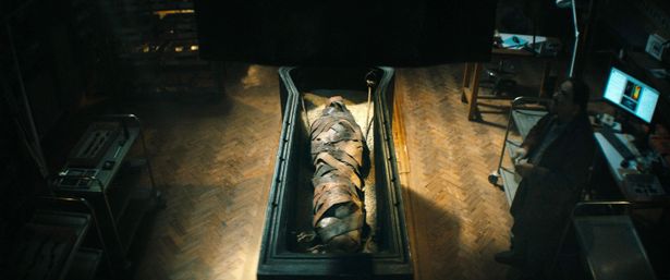 最古の都市伝説ともいわれる「ミイラ」(画像は『THE MUMMY／ザ・マミー 棺の中の少女』より)