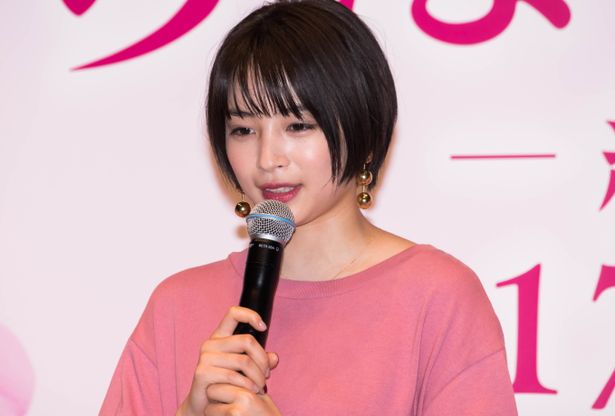 映画初主演となった「ちはやふる」への想いを語る広瀬すず