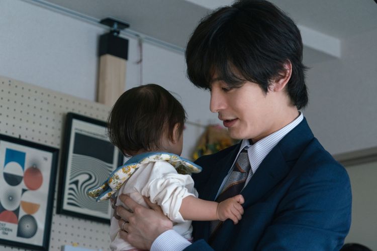塩野瑛久が家族を崖っぷちに追いやる“クズ男”に!?『マジカル・シークレット・ツアー』新規場面写真＆メイキング写真