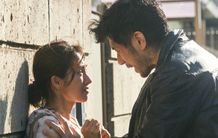 西島秀俊演じる佐竹、満島ひかり演じる聡子、宮藤官九郎演じる明野らをとらえた場面写真が到着