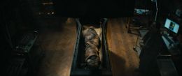 棺の中で発見された少女が覚醒し絶叫する！『THE MUMMY／ザ・マミー 棺の中の少女』怪現象を捉えた本編映像