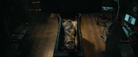 棺の中で発見された少女が覚醒し絶叫する！『THE MUMMY／ザ・マミー 棺の中の少女』怪現象を捉えた本編映像