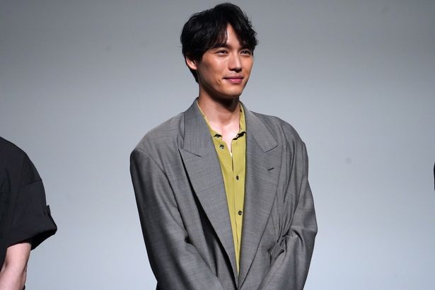 これまであまり見たことのないタイプの役を楽しんでとのこと
