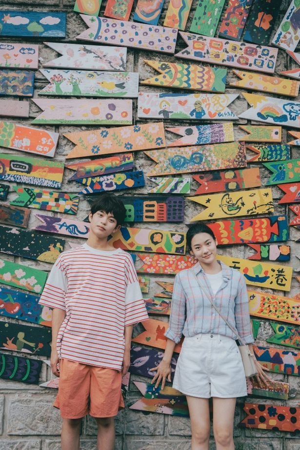【写真を見る】黒川想矢(タツヒコ役)とキム・ジアン(ユンスル役)のメイキングオフショット