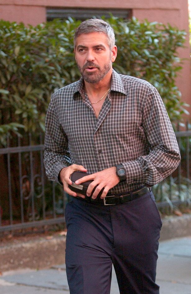 【写真を見る】ジョージ・クルーニーによる渾身の下ネタにも注目!?(『バーン・アフター・リーディング』)
