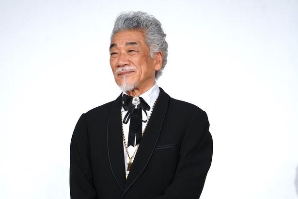 南条の俳優仲間、尾崎誠役の宇崎竜童
