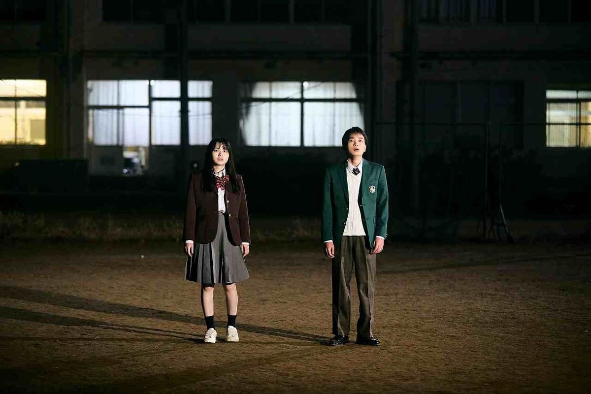 人間ピラミッドの隊形に進め！」一糸乱れぬ組体操を捉えた『NEW GROUP