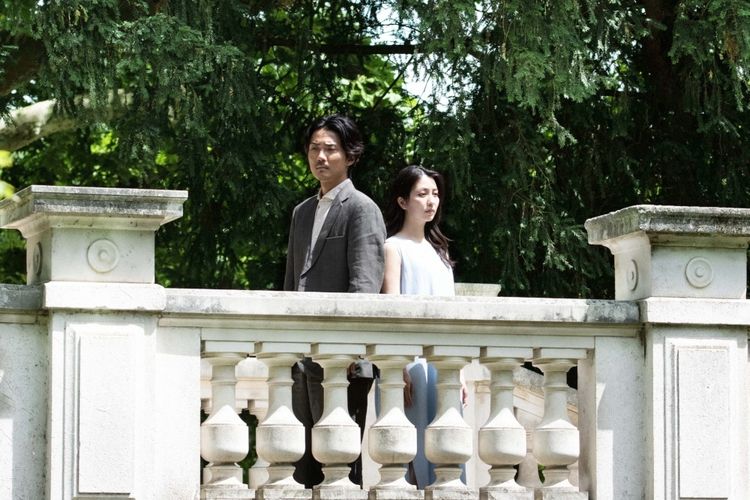 毎熊克哉＆小島梨里杏がW主演！渡辺淳一の原作小説を娘、渡邉直子監督が映画化した『月がみている』公開決定