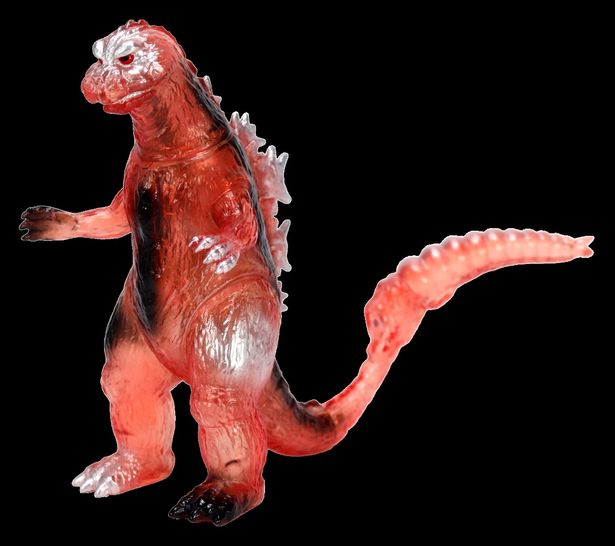開業記念限定グッズとして販売される「CCPミドルサイズシリーズ ゴジラ(1964)TOHOシネマズイメージカラー Ver.」