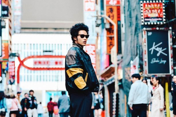 従来のイメージを覆すヘアスタイルを披露した水上