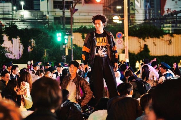 歌舞伎町を封鎖して行われた大規模ロケも話題に！