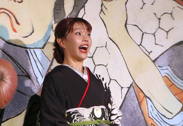 シリーズ3作全てで主題歌を担当してきたアイナ・ジ・エンドも挨拶