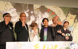 声優の神谷浩史、榊原良子、細見大輔らが登壇