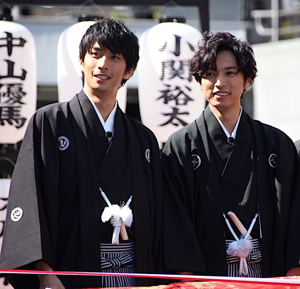 キリッと袴を着こなした桐山漣、市川知宏も楽しそう！